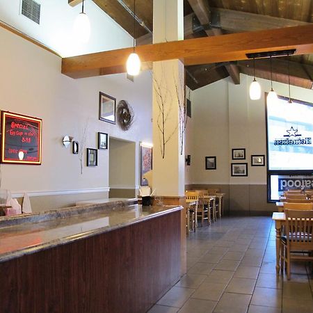 Barratt Inn Anchorage Airport Exterior photo