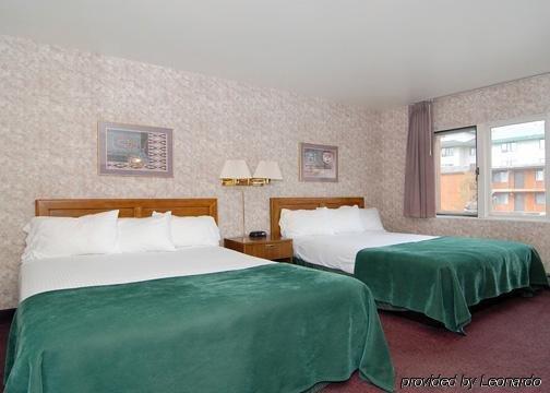 Barratt Inn Anchorage Airport Room photo